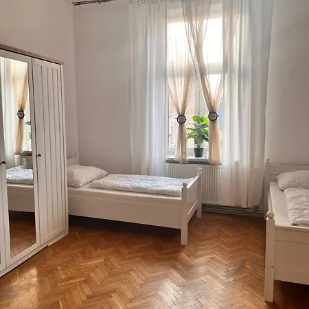 Stare Boho Parking Apartment Nowy Sacz